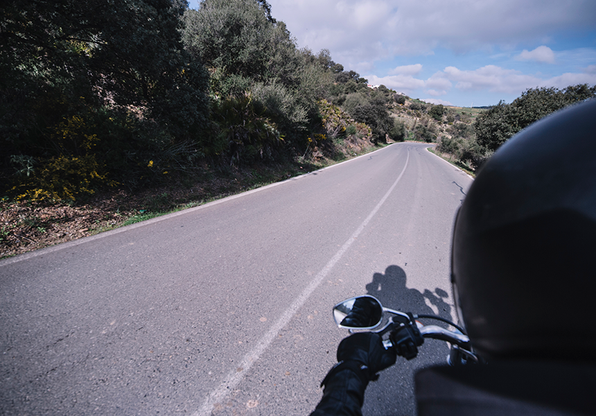 Descubre la Emoción de Andalucía en Moto: Las Mejores Rutas
